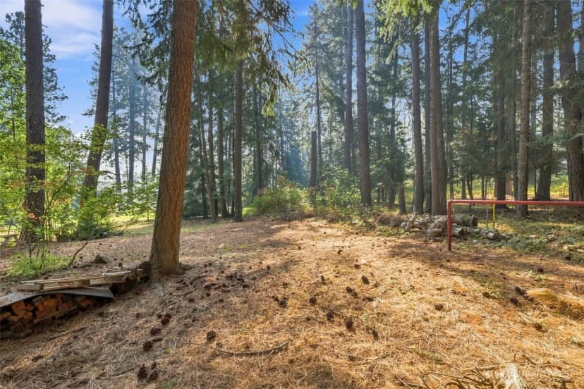 Property photo for 570 W Pacific Avenue, Ronald photo 17
