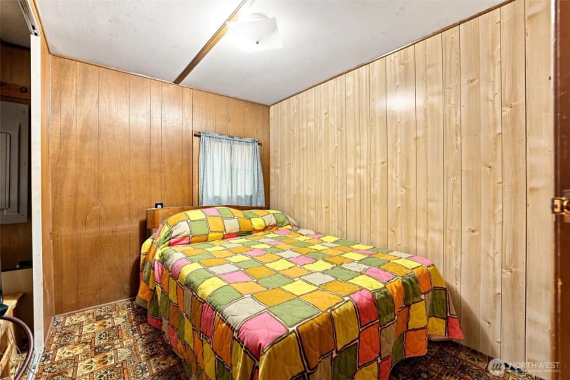 Property photo for 570 W Pacific Avenue, Ronald photo 9