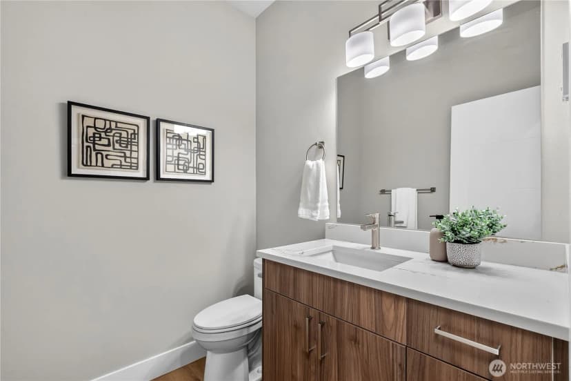Property photo for 20 Sweetclover Circle, Bellingham photo 23