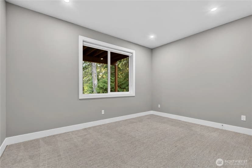 Property photo for 20 Sweetclover Circle, Bellingham photo 31