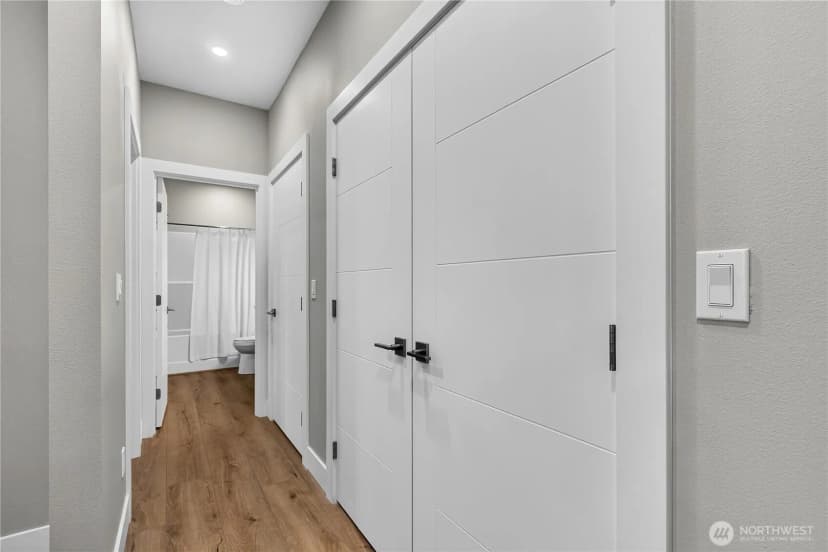 Property photo for 20 Sweetclover Circle, Bellingham photo 32