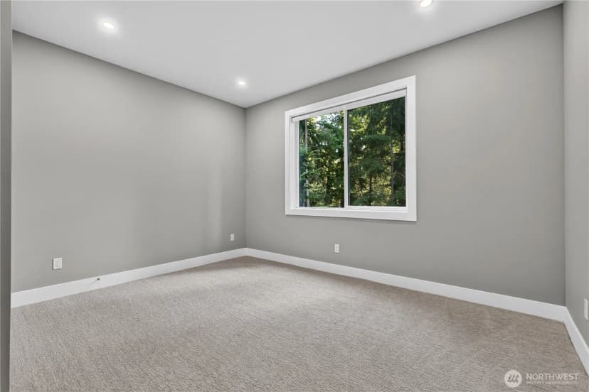 Property photo for 20 Sweetclover Circle, Bellingham photo 24