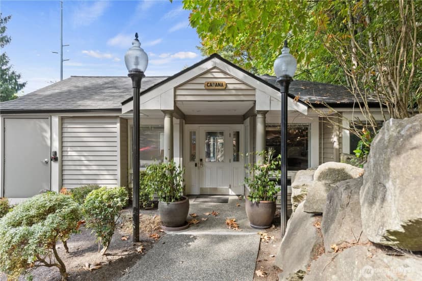 Property photo for 16101 Bothell Everett Hwy #i3, Mill Creek photo 34