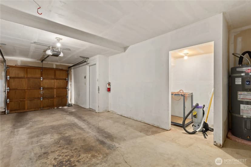 Property photo for 16101 Bothell Everett Hwy #i3, Mill Creek photo 27
