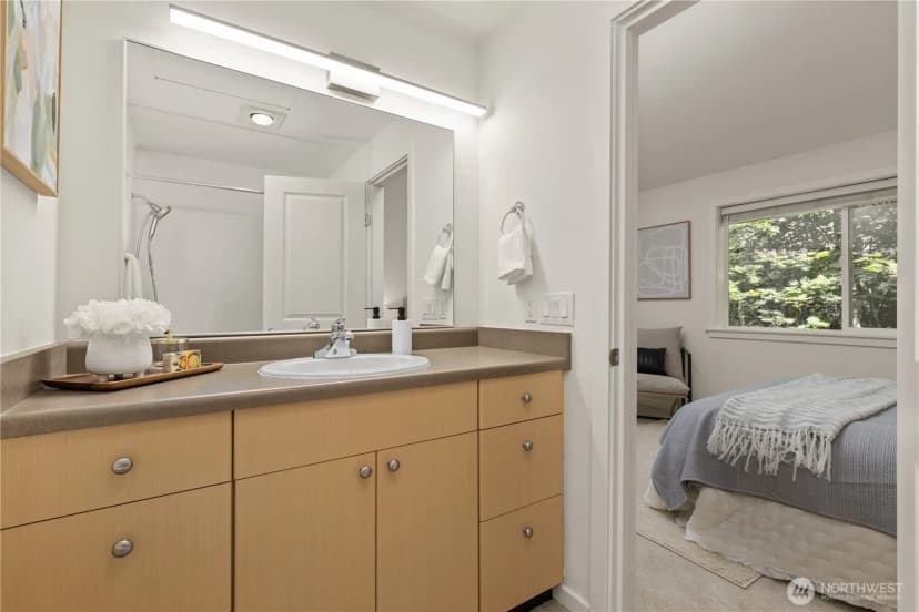 Property photo for 16101 Bothell Everett Hwy #i3, Mill Creek photo 18