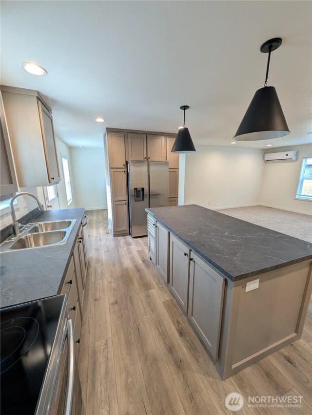 Property photo for 509 Nw Fir, Winlock photo 3