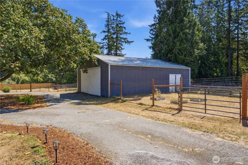 Property photo for 5253 Banner Road Se, Port Orchard photo 4
