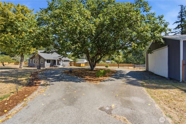 Property photo for 5253 Banner Road Se, Port Orchard photo 2