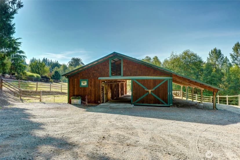 Property photo for 18617 320th Avenue Ne, Duvall photo 36