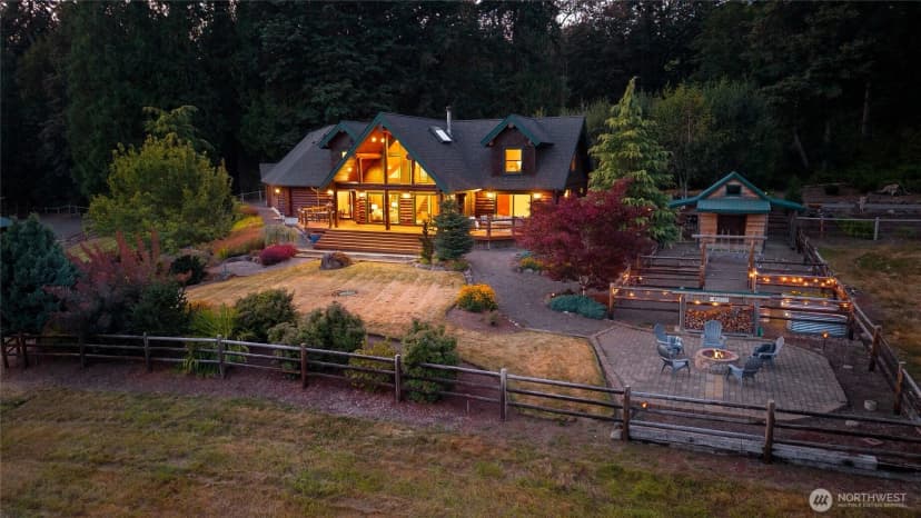 Property photo for 18617 320th Avenue Ne, Duvall photo 3