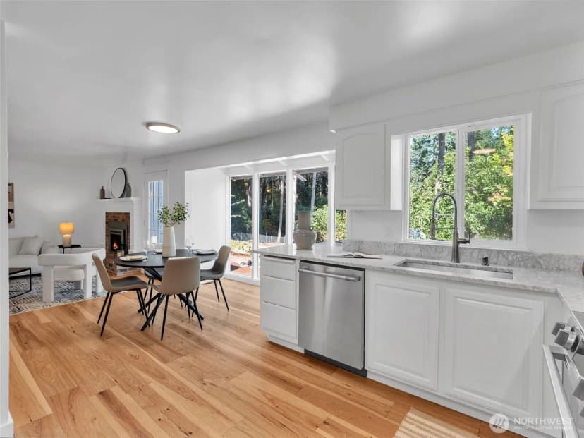 Property photo for 17408 Ne 160th Place, Woodinville photo 11