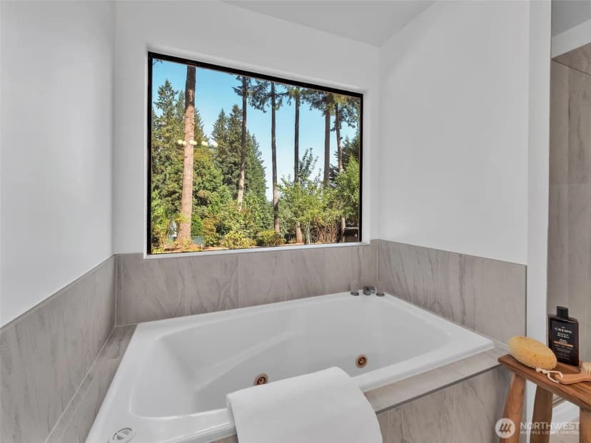 Property photo for 17408 Ne 160th Place, Woodinville photo 24