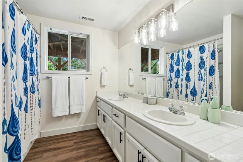 Property photo for 6531 154th Place Se, Bellevue photo 28