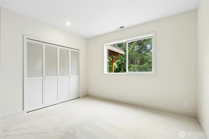 Property photo for 6531 154th Place Se, Bellevue photo 27