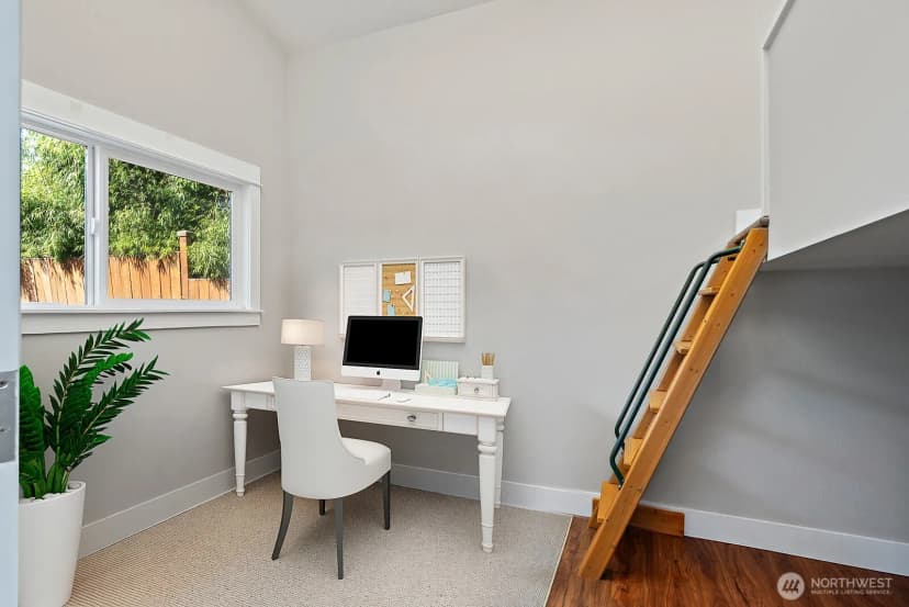 Property photo for 4603 San Juan Avenue, Anacortes photo 35