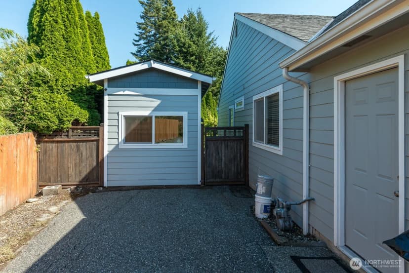 Property photo for 4603 San Juan Avenue, Anacortes photo 36