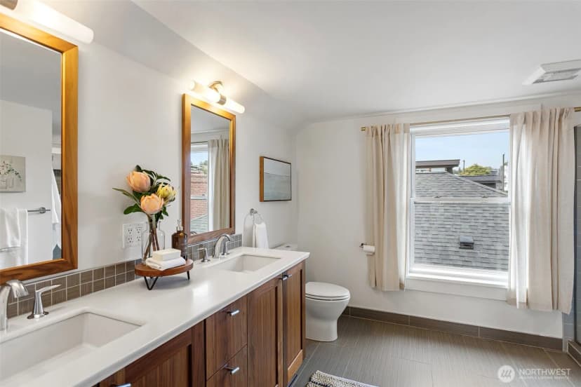 Property photo for 3917 Midvale Avenue N #a, Seattle photo 25