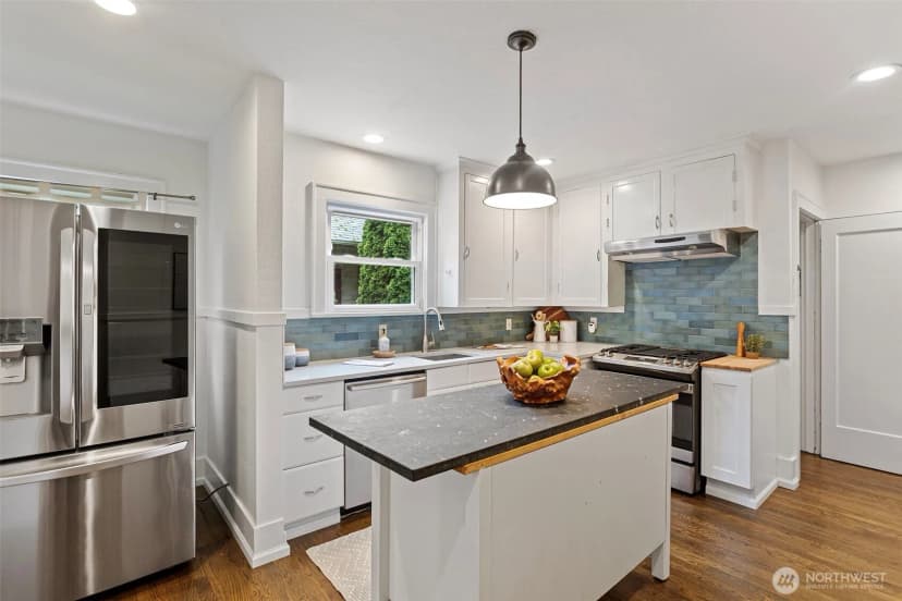 Property photo for 3917 Midvale Avenue N #a, Seattle photo 13