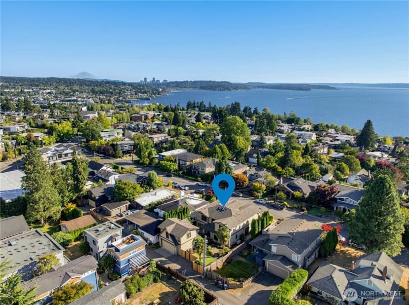 Property photo for 328 10th Avenue W, Kirkland photo 30