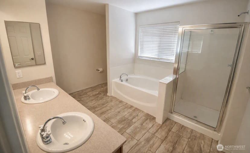 Property photo for 1160 Hudson Street, Dupont photo 8