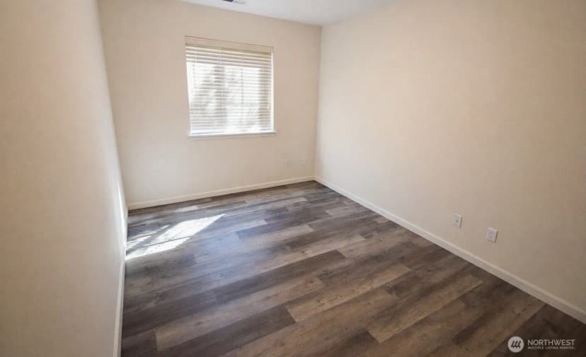 Property photo for 1160 Hudson Street, Dupont photo 10