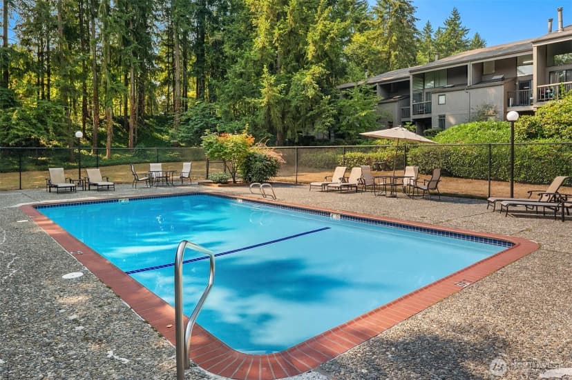 Property photo for 13835 Ne 69th Street #677, Redmond photo 23