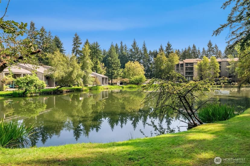 Property photo for 13835 Ne 69th Street #677, Redmond photo 22