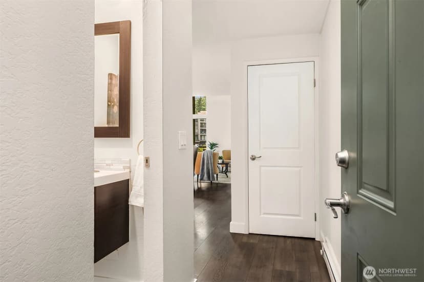 Property photo for 13835 Ne 69th Street #677, Redmond photo 3