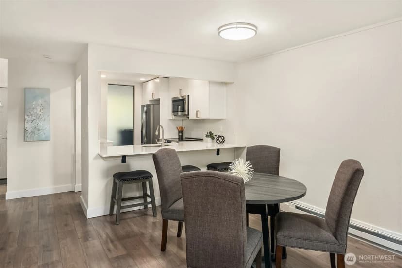 Property photo for 13835 Ne 69th Street #677, Redmond photo 11