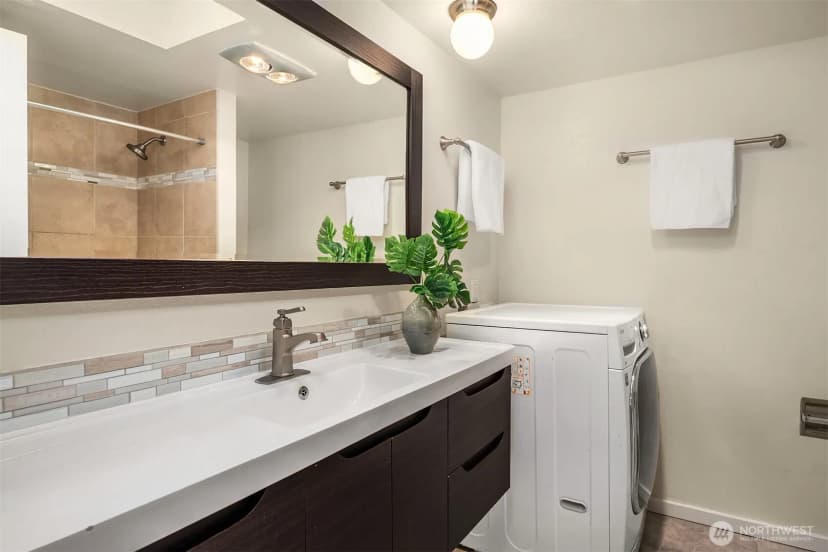 Property photo for 13835 Ne 69th Street #677, Redmond photo 18