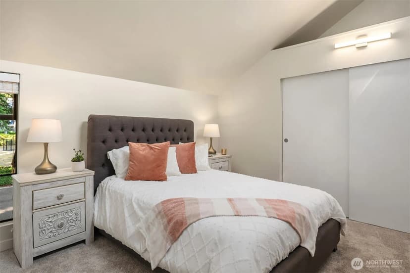 Property photo for 13835 Ne 69th Street #677, Redmond photo 19