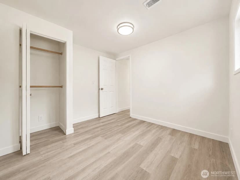 Property photo for 2502 202nd Place Sw, Lynnwood photo 20