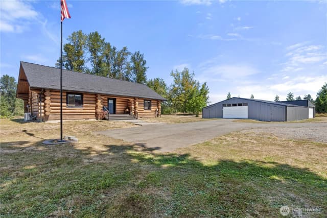 Property photo for 449 Collins Road, Toledo photo 2