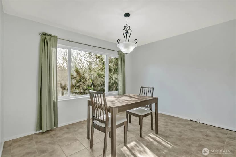 Property photo for 4545 Sand Point Way Ne #207, Seattle photo 13