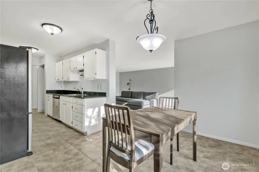 Property photo for 4545 Sand Point Way Ne #207, Seattle photo 11