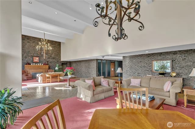 Property photo for 4545 Sand Point Way Ne #207, Seattle photo 3