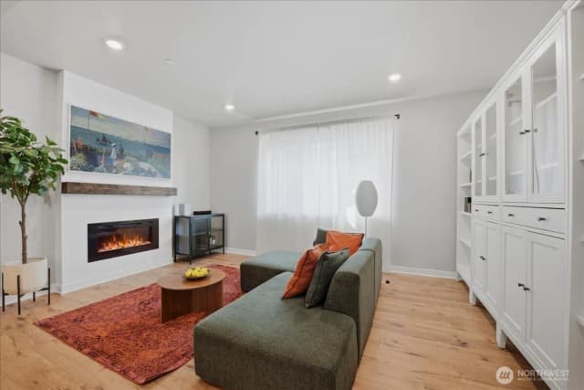 Property photo for 22924 80th Place W #b, Edmonds photo 5