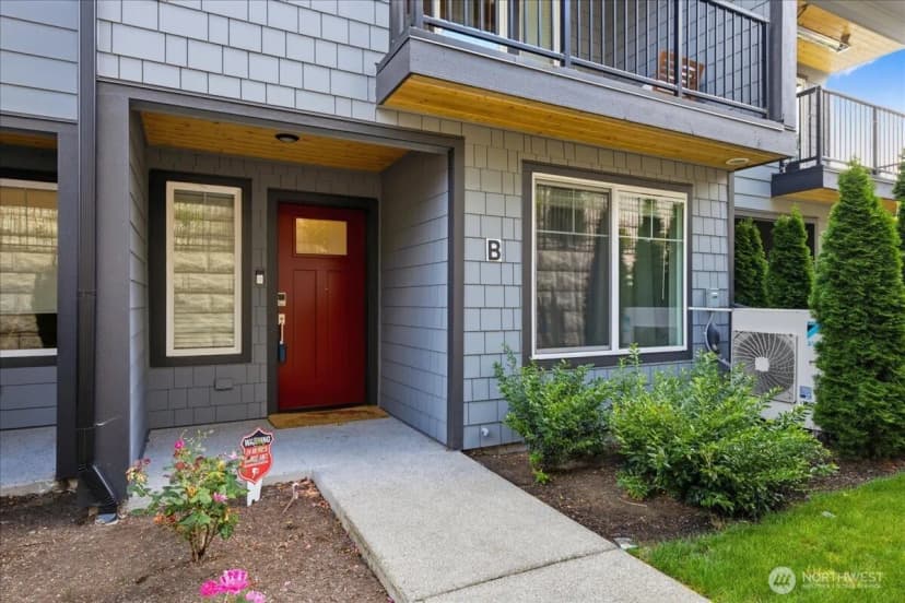 Property photo for 22924 80th Place W #b, Edmonds photo 3