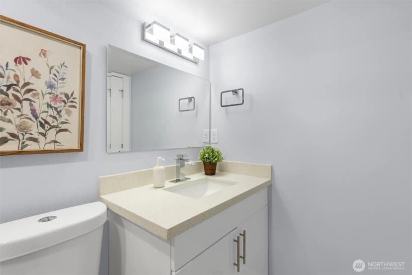 Property photo for 6058 6th Avenue Ne, Seattle photo 25