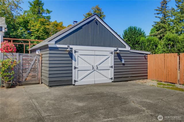 Property photo for 1913 Wilson Ave Avenue, Enumclaw photo 3