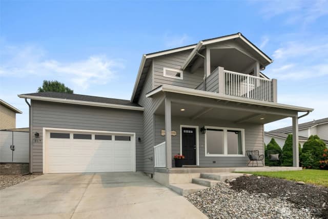 Property photo for 317 S Mary Avenue, East Wenatchee