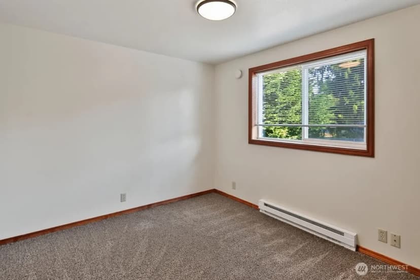 Property photo for 1319 W 12th Street, Port Angeles photo 30