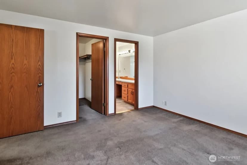 Property photo for 1319 W 12th Street, Port Angeles photo 21
