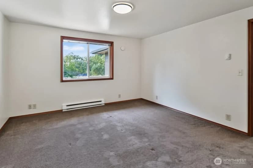 Property photo for 1319 W 12th Street, Port Angeles photo 26