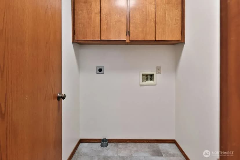 Property photo for 1319 W 12th Street, Port Angeles photo 32