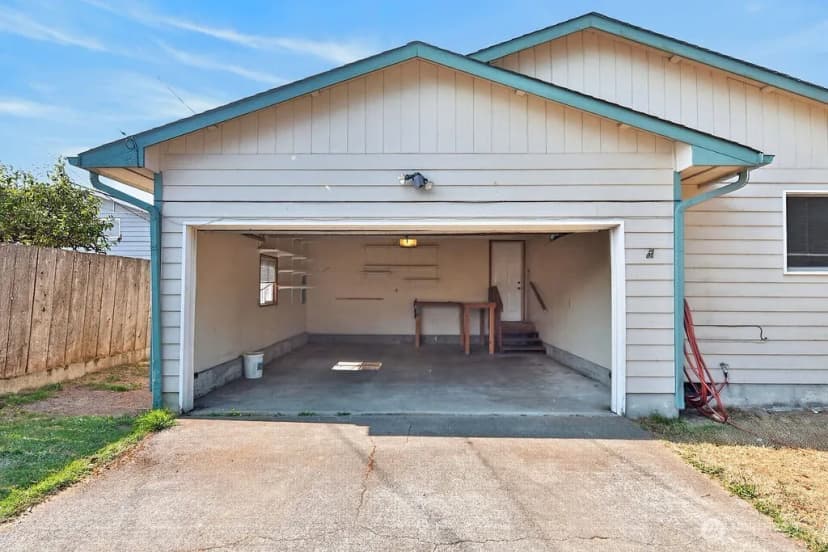 Property photo for 1319 W 12th Street, Port Angeles photo 35