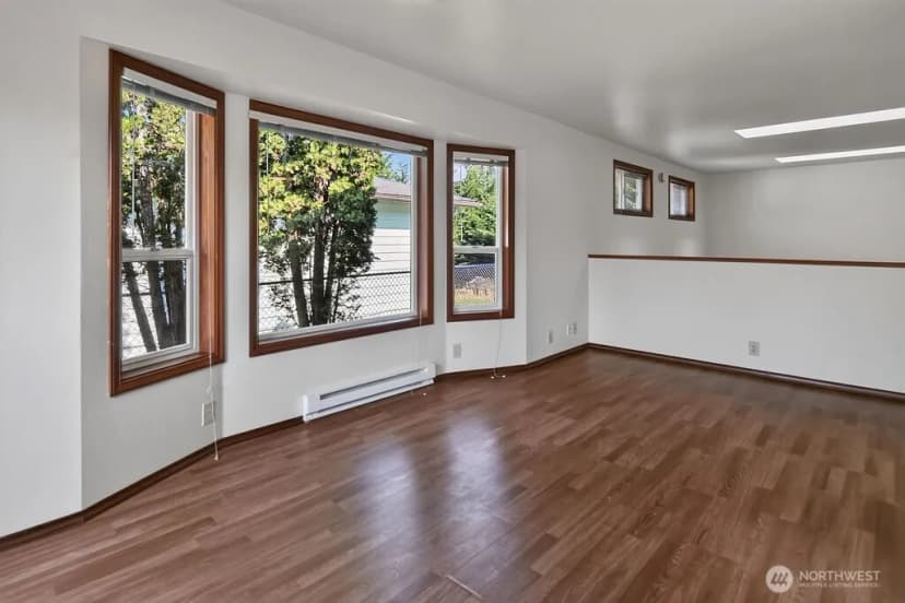 Property photo for 1319 W 12th Street, Port Angeles photo 9