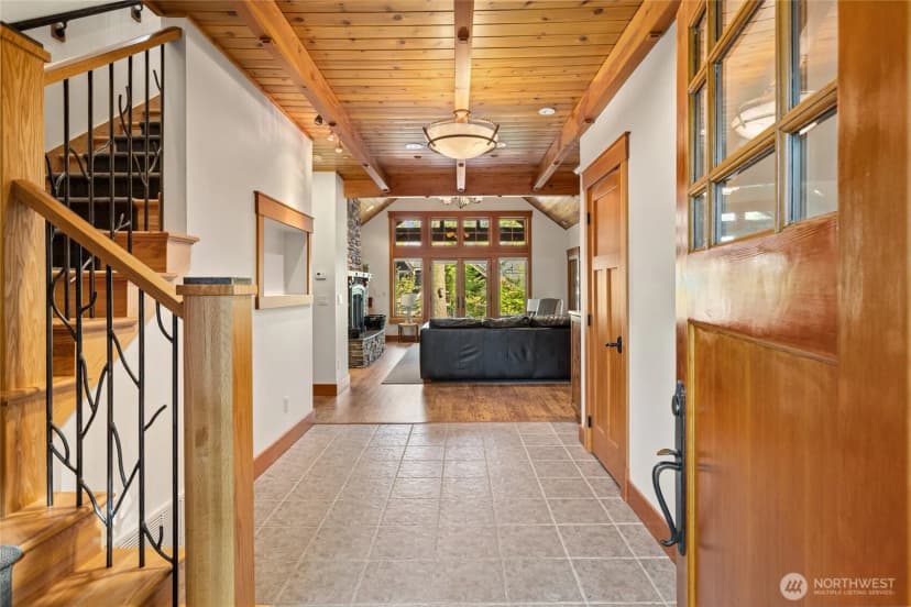 Property photo for 30 Lily Court, Cle Elum photo 4