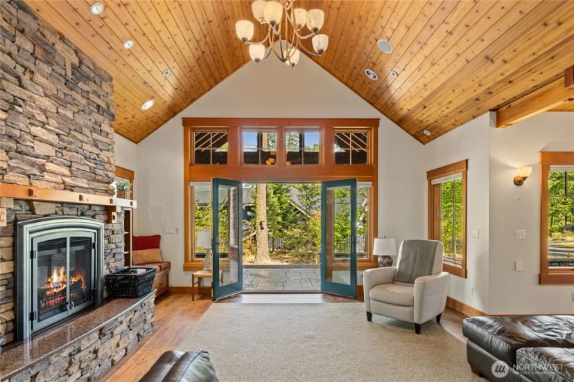 Property photo for 30 Lily Court, Cle Elum photo 6