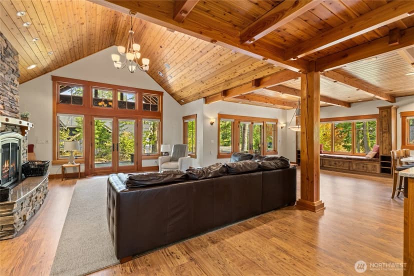 Property photo for 30 Lily Court, Cle Elum photo 5